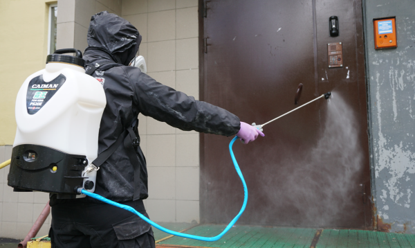 «Король» против «короны»: тест аккумуляторного ранцевого опрыскивателя Caiman PS20E Fog King «Король» против «короны»: тест аккумуляторного ранцевого опрыскивателя Caiman PS20E Fog King