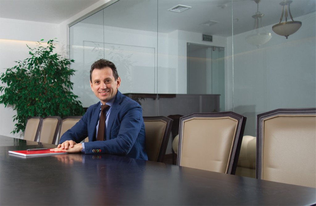 за-столом.jpg за-столом.jpg