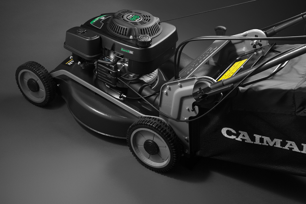 Pages 128_129_Caiman_IXO55CV_High Adjustement копия.jpg